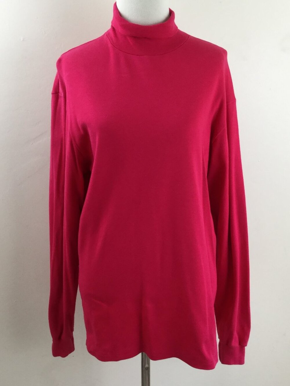 Vintage Duofold Hot Pink Turtleneck l